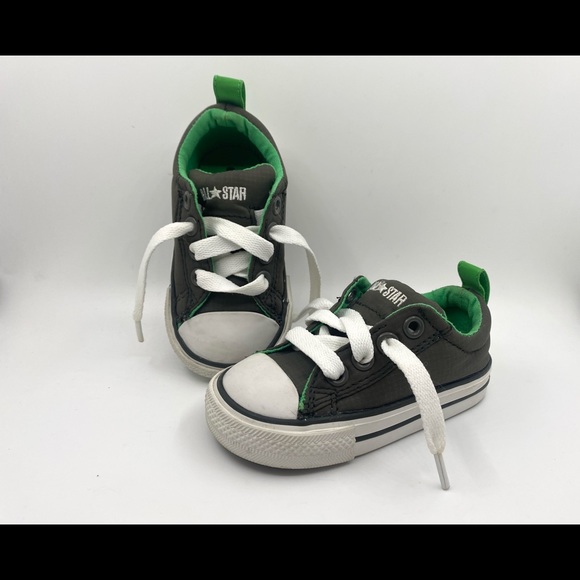 Baby converse - Picture 1 of 4